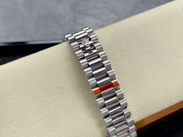 激安ロレックス着用イメージ